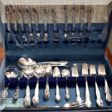 S04. William Rogers silverplate flatware set. 